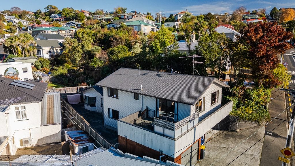 12 Glen Road, Mornington, Dunedin - Carousel 1