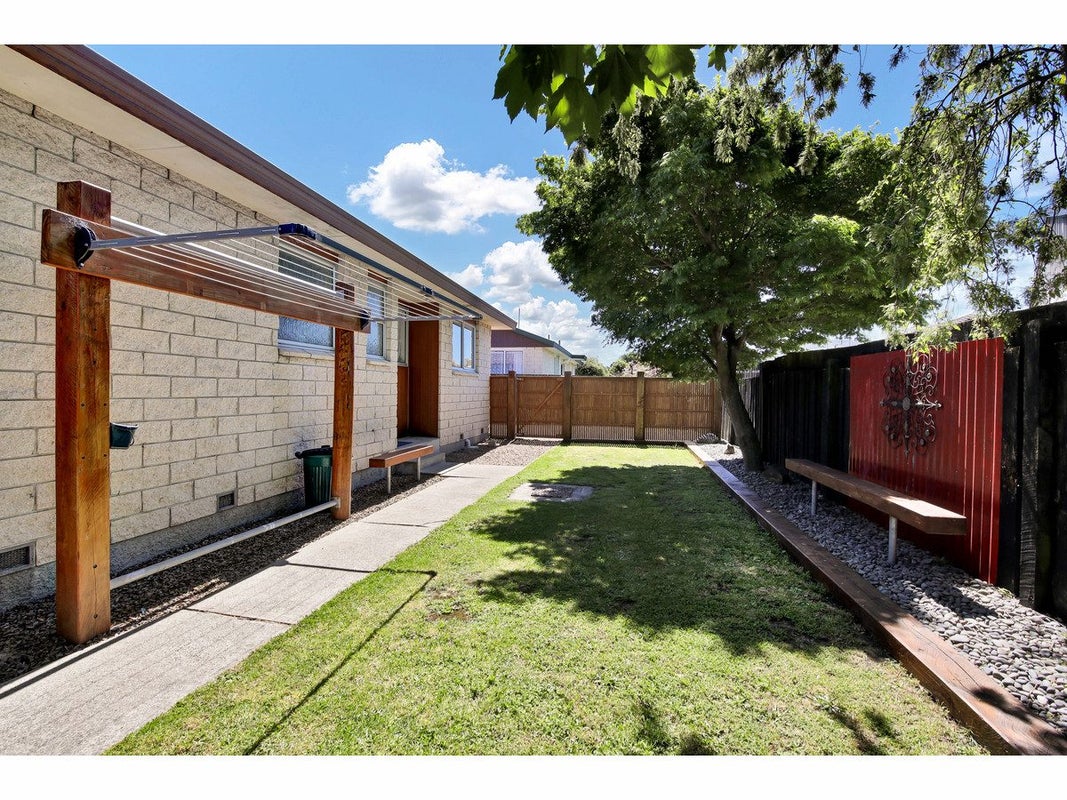 2/67 KEIGHLEYS ROAD, Bromley, Christchurch - Carousel 2