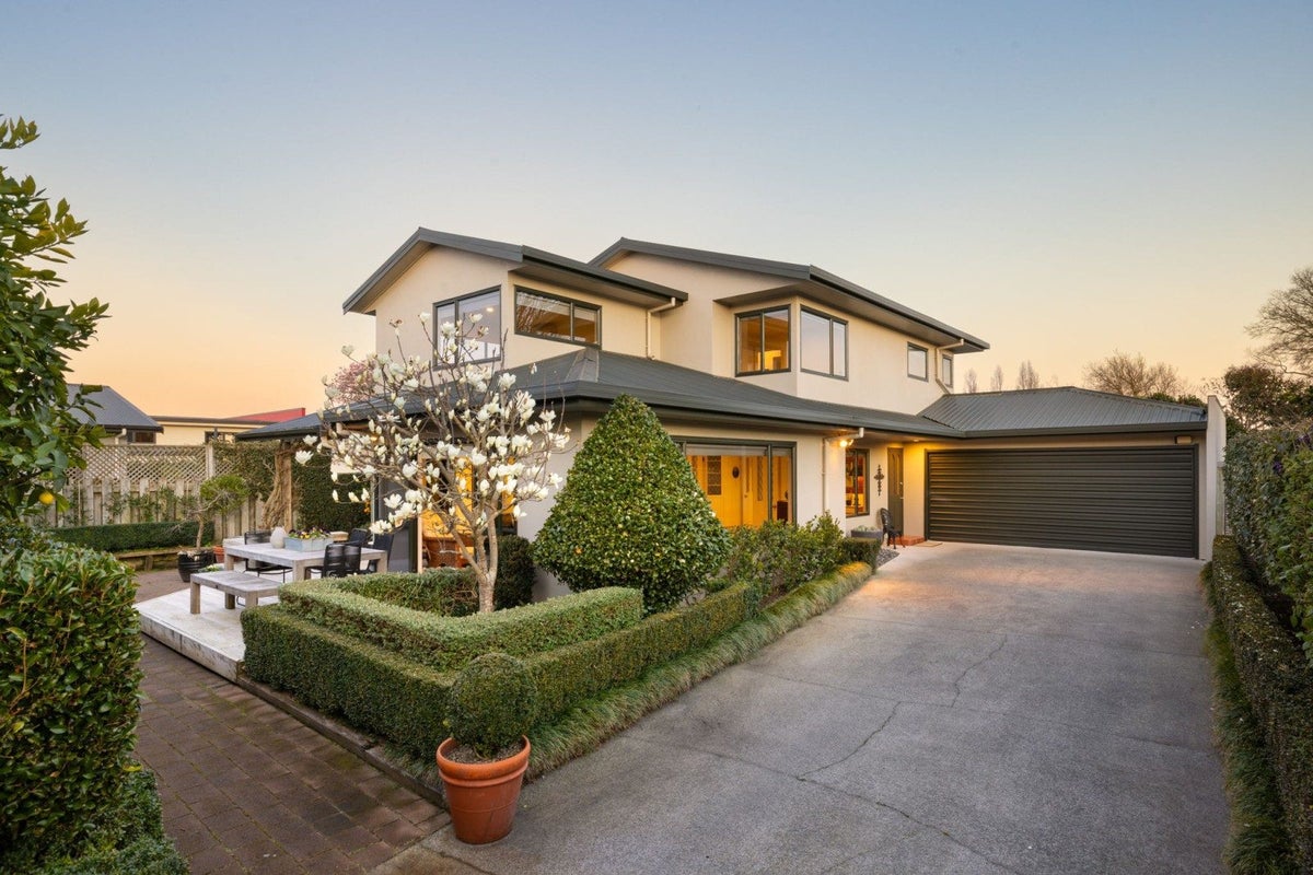 32A Strowan Avenue, Fairfield, Hamilton - Carousel 1