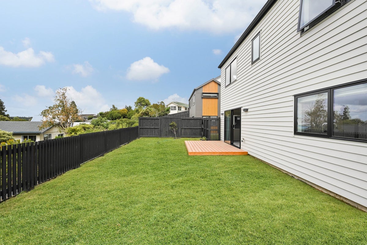 4/11 Musselwhite Terrace, Chartwell, Hamilton - Carousel 2