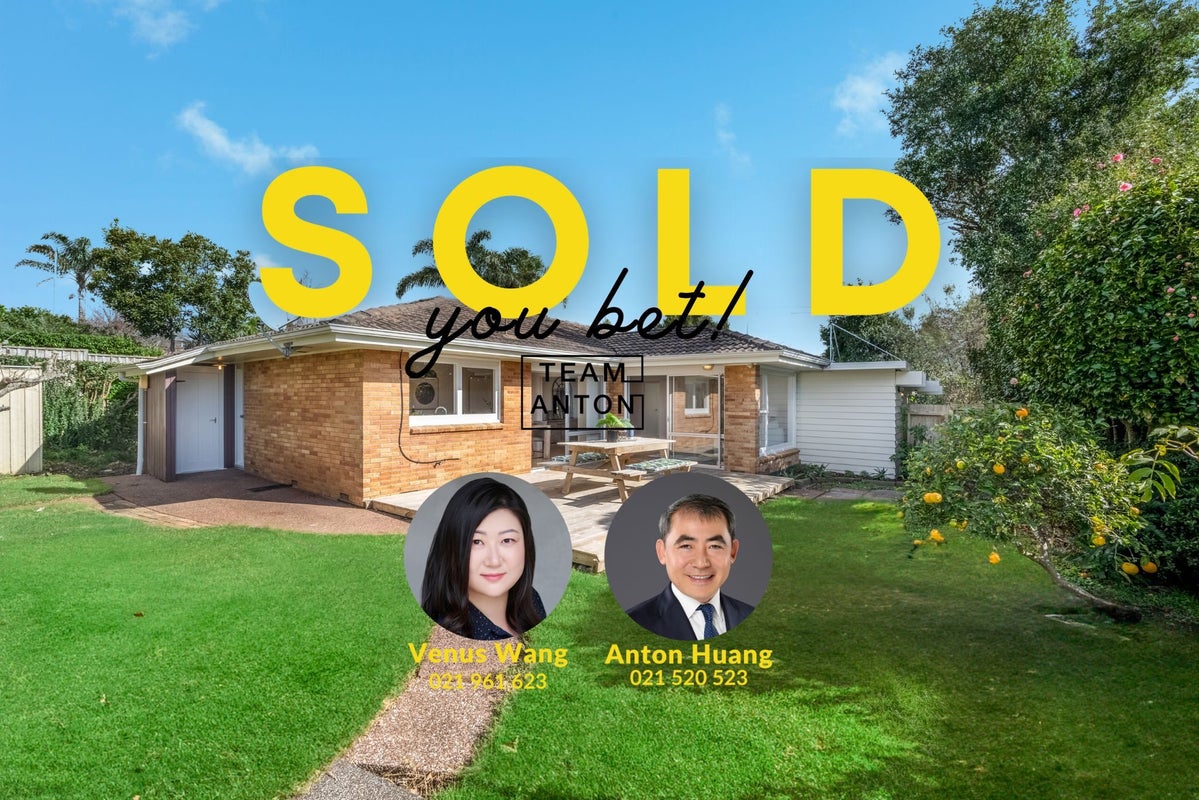 62 Gossamer Drive, Pakuranga Heights, Auckland - Carousel 1