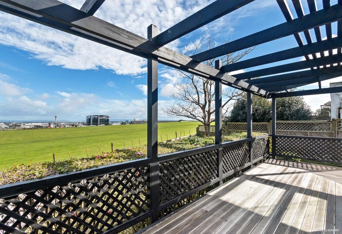 16A Wilisa Rise, Goodwood Heights, Auckland - Carousel 13