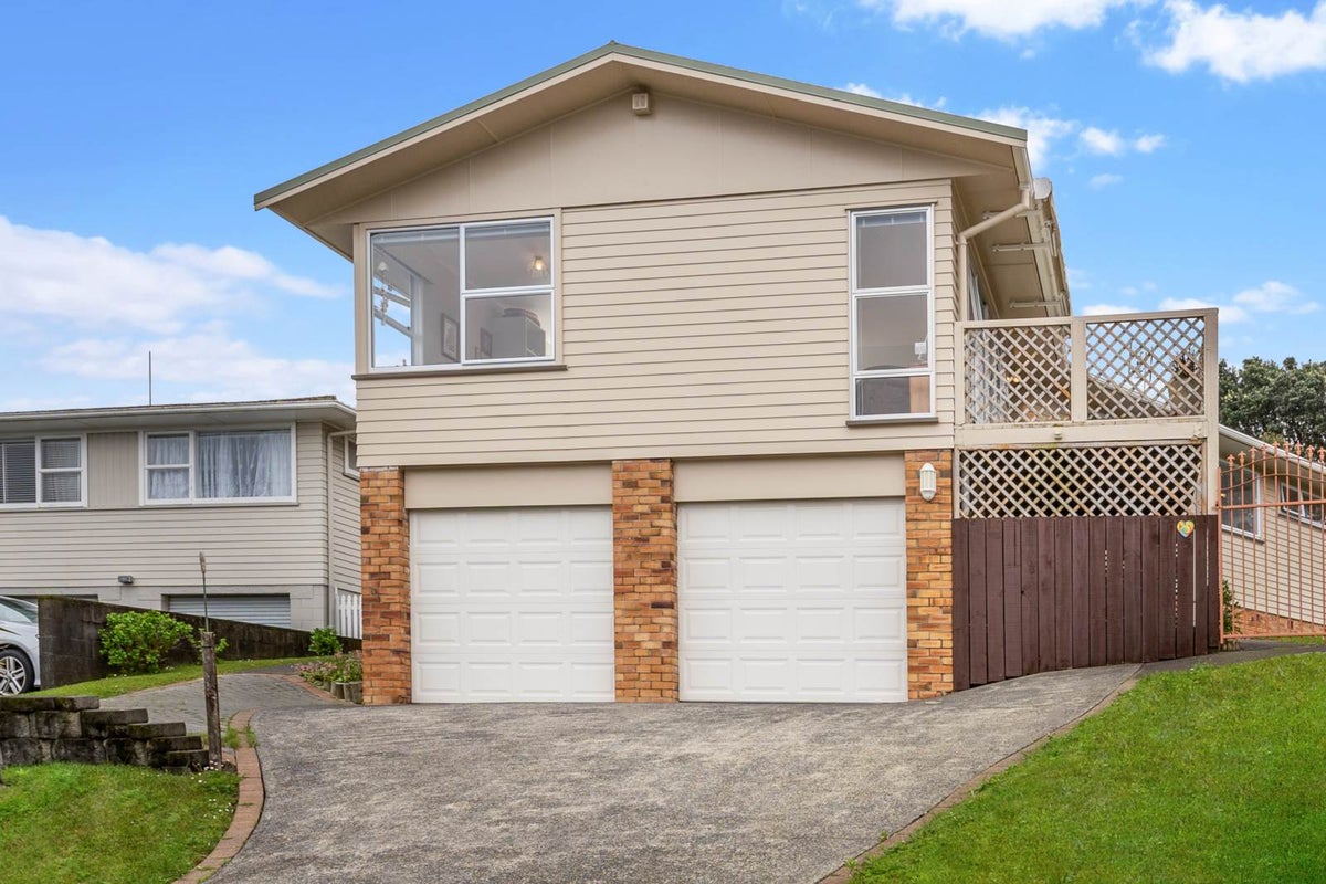 10 Crecy Place, New Windsor, Auckland - Carousel 1