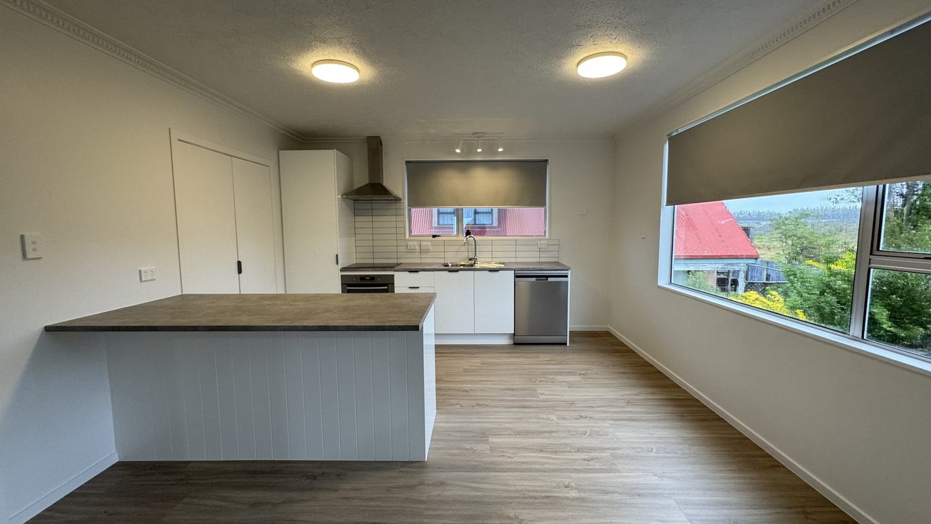 2/801 Main North Road, Belfast, Christchurch - Carousel 1