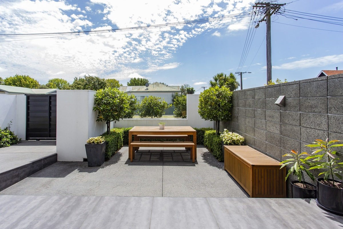 154 Holly Road, St Albans, Christchurch - Carousel 13
