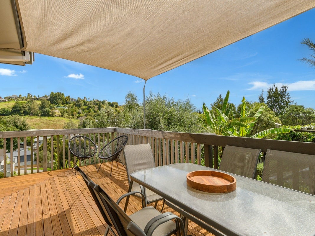 3 Talbot Place, Welcome Bay, Tauranga - Carousel 2