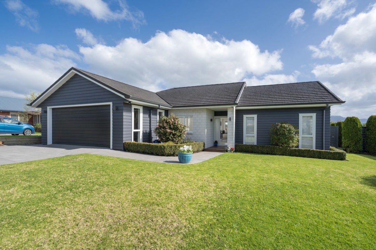 5 Holyoake Terrace, Omokoroa, Omokoroa - Carousel 1