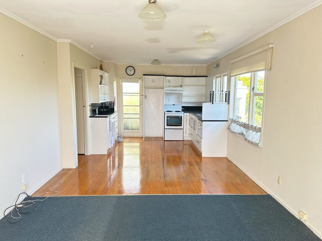 137 Patteson Avenue, Mission Bay, Auckland - Carousel 2