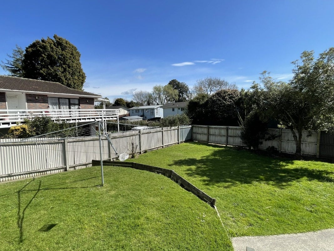 2 Citril Place, Red Hill, Papakura - Carousel 12