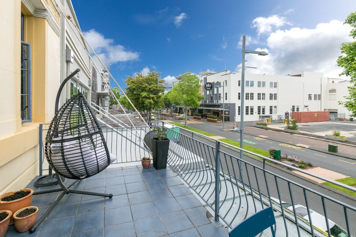 313 Victoria Street, Hamilton Central, Hamilton - Carousel 2