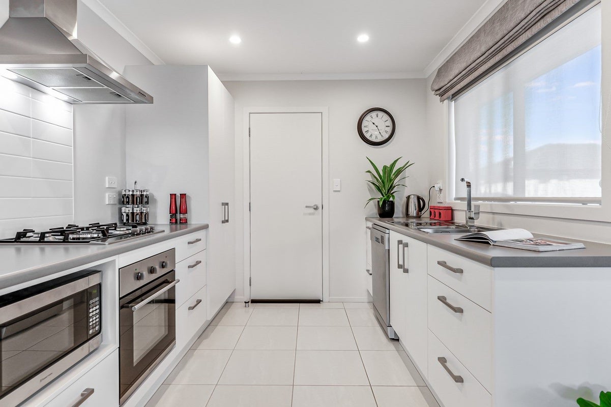 3 Manawaroa Close, Grandview Heights, Hamilton - Carousel 1