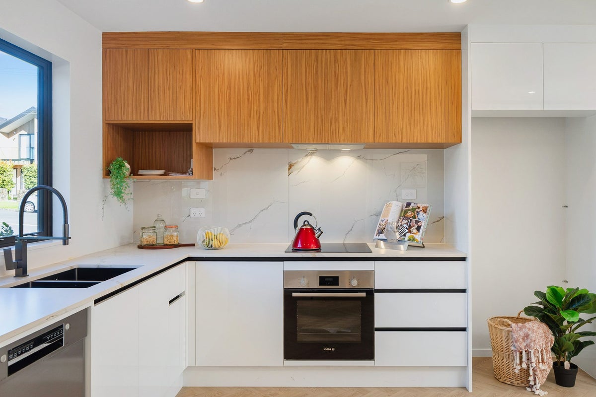 1E Wesley Avenue, Mount Albert, Auckland - Carousel 2