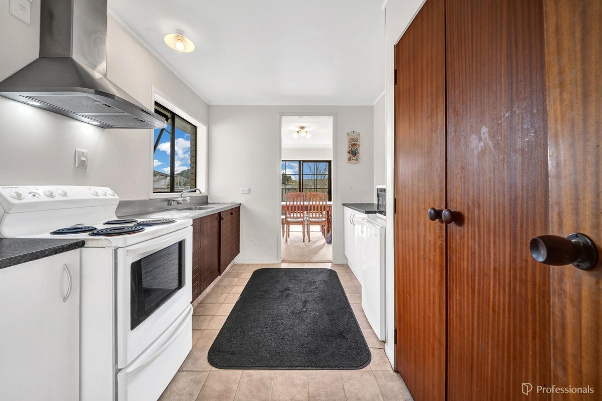 3/1A Rimu Road, Mangere Bridge, Auckland - Carousel 2