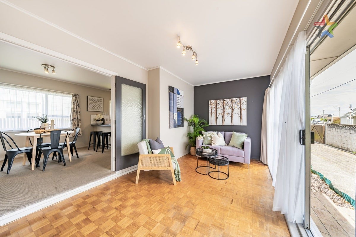 14 Elizabeth Street, Petone, Lower Hutt - Carousel 2