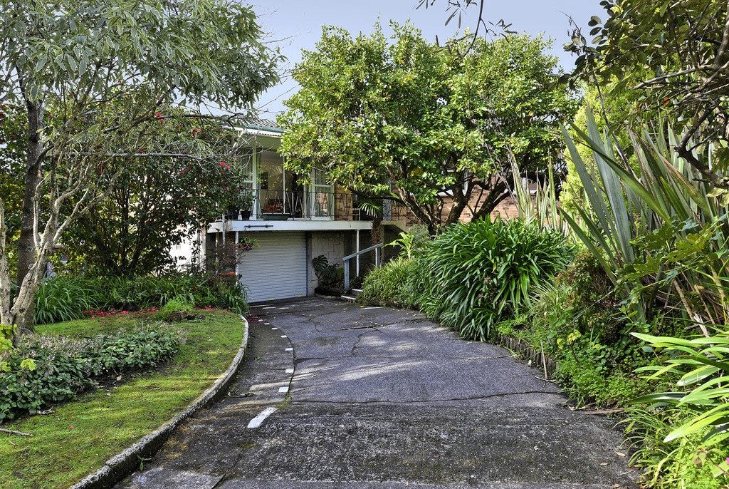 31 Don Croot Street, Morningside, Auckland - Carousel 1