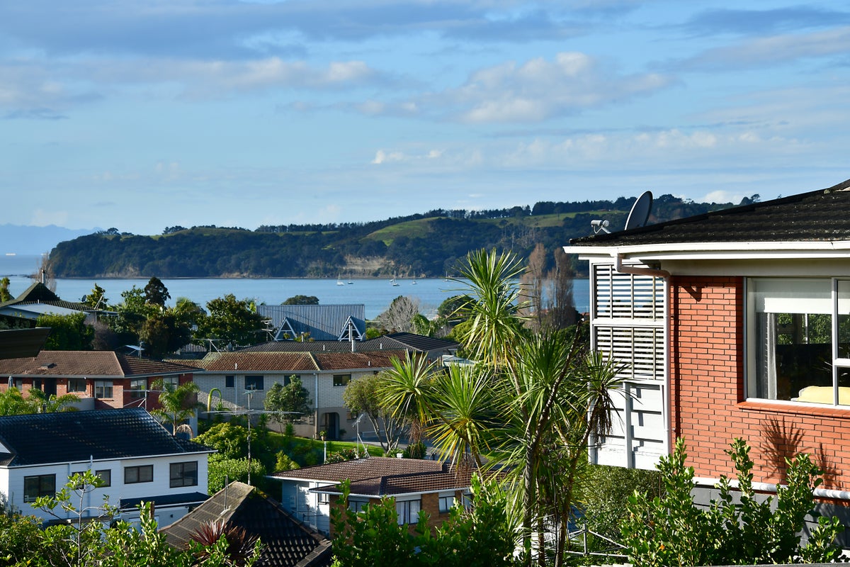 18A Tower Hill, Stanmore Bay, Whangaparaoa - Carousel 2