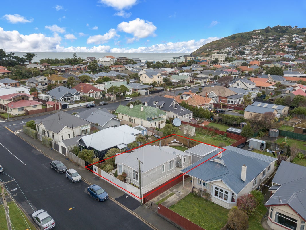110 Hargest Crescent, Saint Clair, Dunedin - Carousel 20