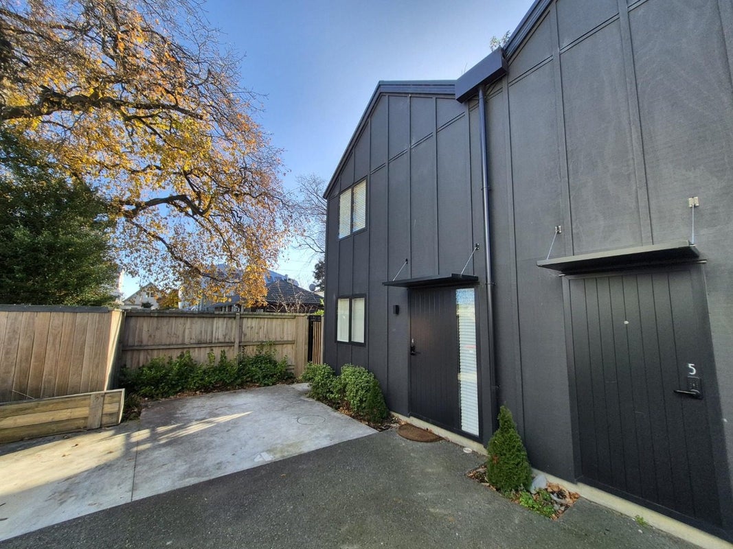 4/535 Saint Asaph Street, Phillipstown, Christchurch - Carousel 1