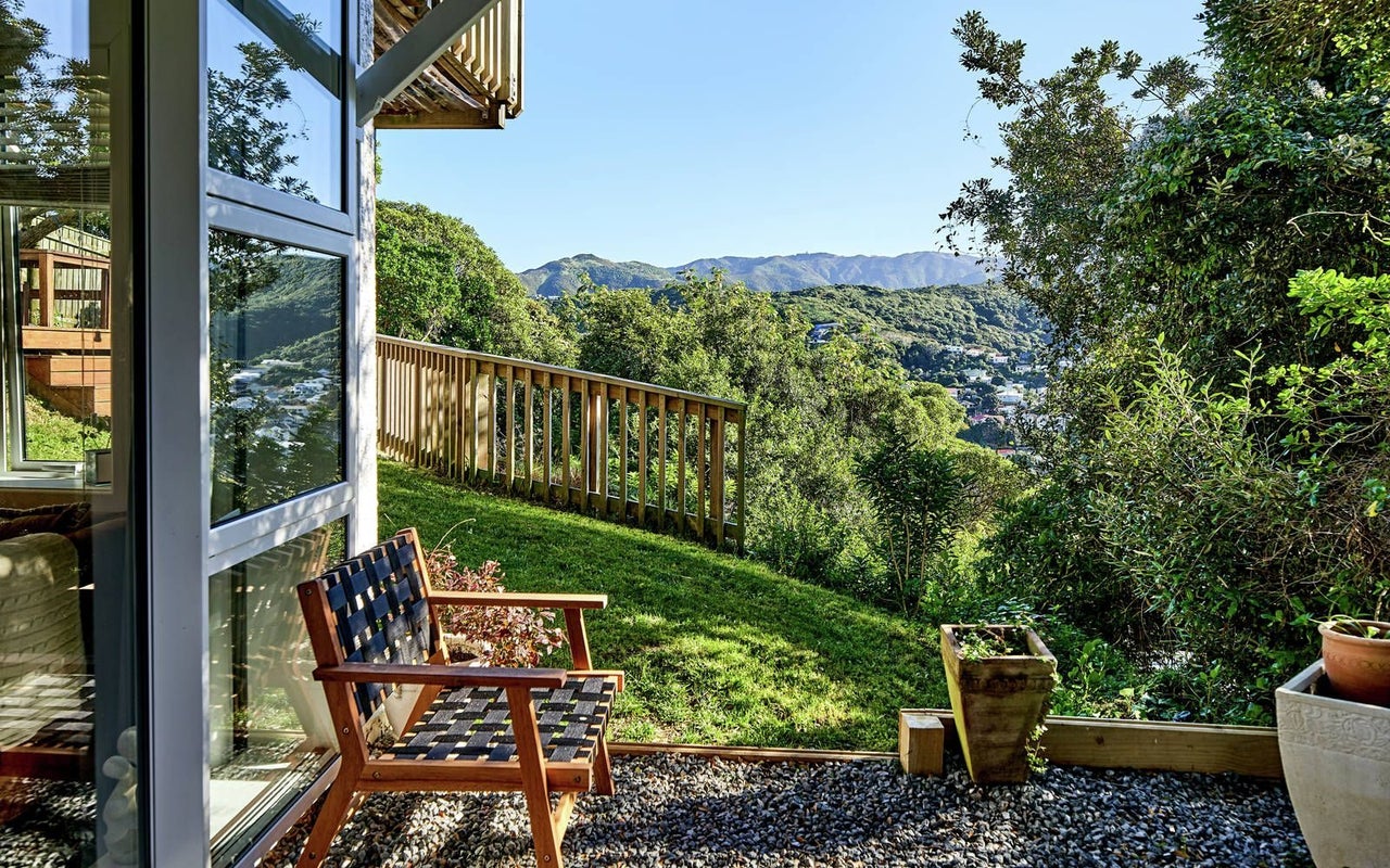 16 Hudson Street, Island Bay, Wellington - Carousel 6