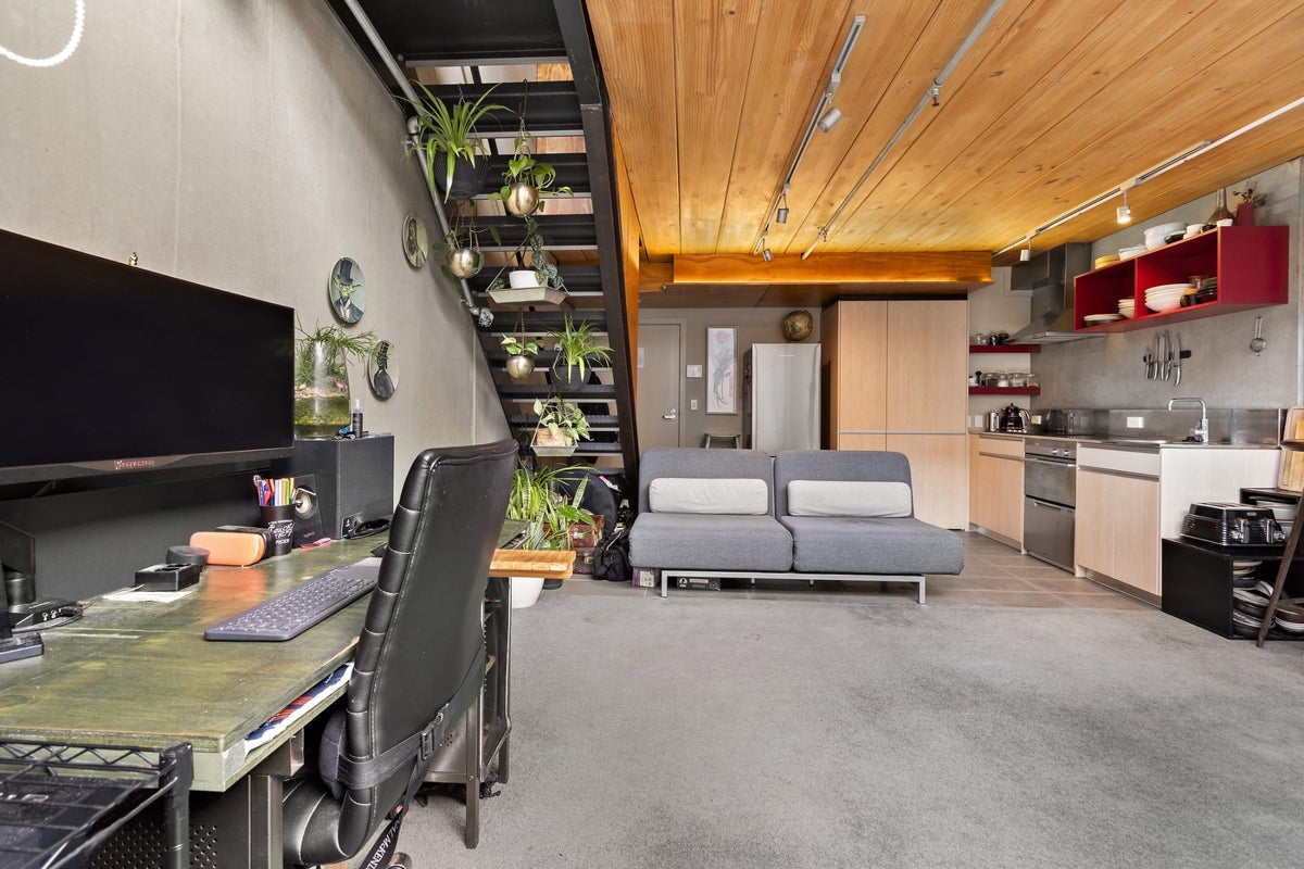 13/42 Abel Smith Street, Te Aro, Wellington - Carousel 2