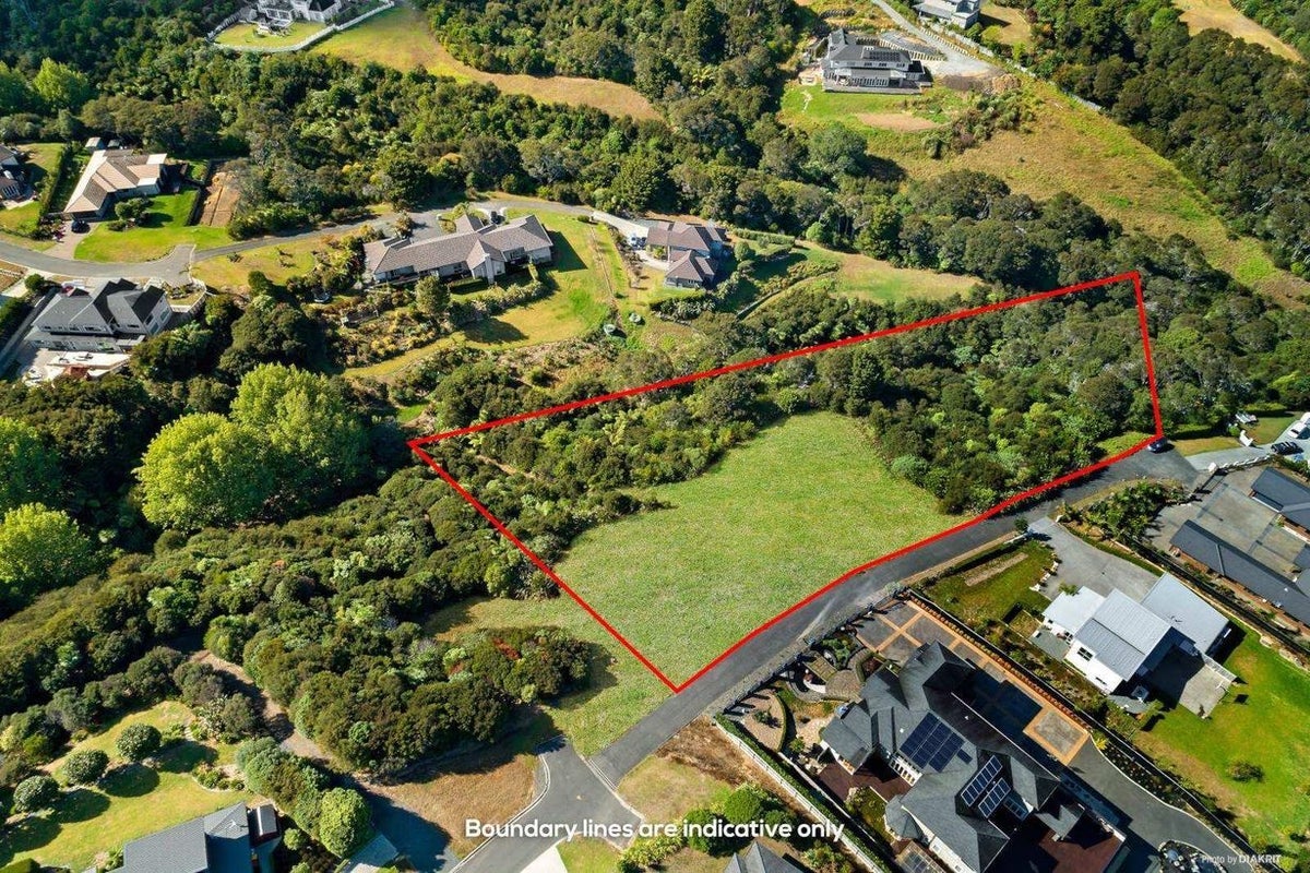 18 Imperial Place, Flat Bush, Auckland - Carousel 1