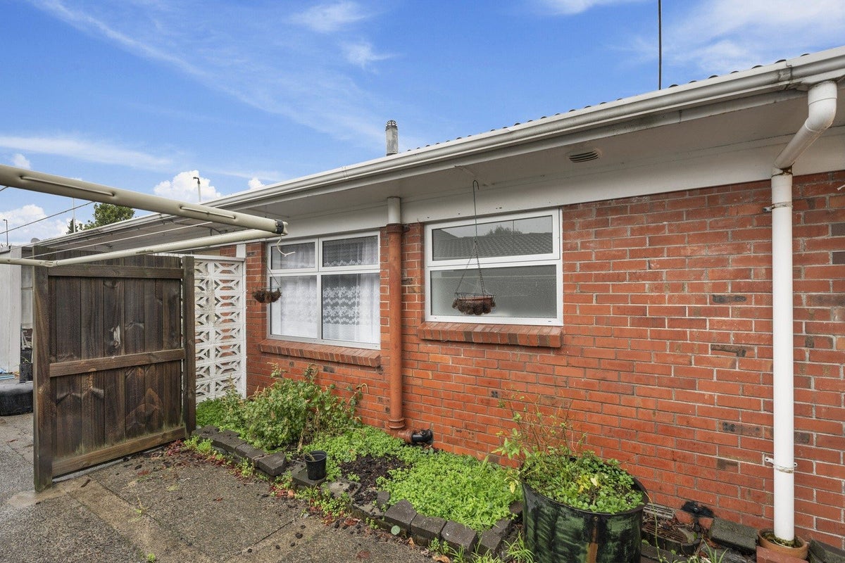 3/37 Seddon Street, Glenholme, Rotorua - Carousel 11