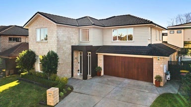42 Coachman Drive, Flat Bush, Auckland - Carousel 1