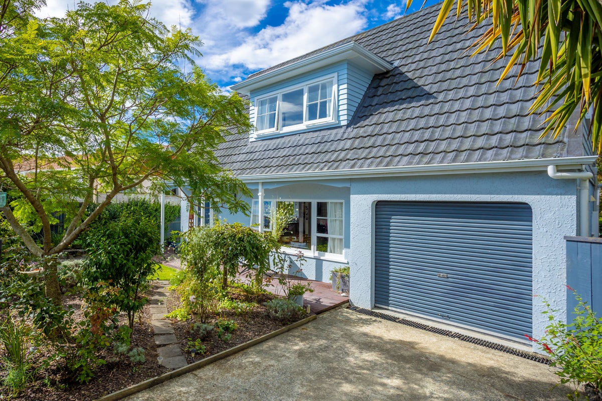 36 Paremata Street, Atawhai, Nelson - Carousel 1