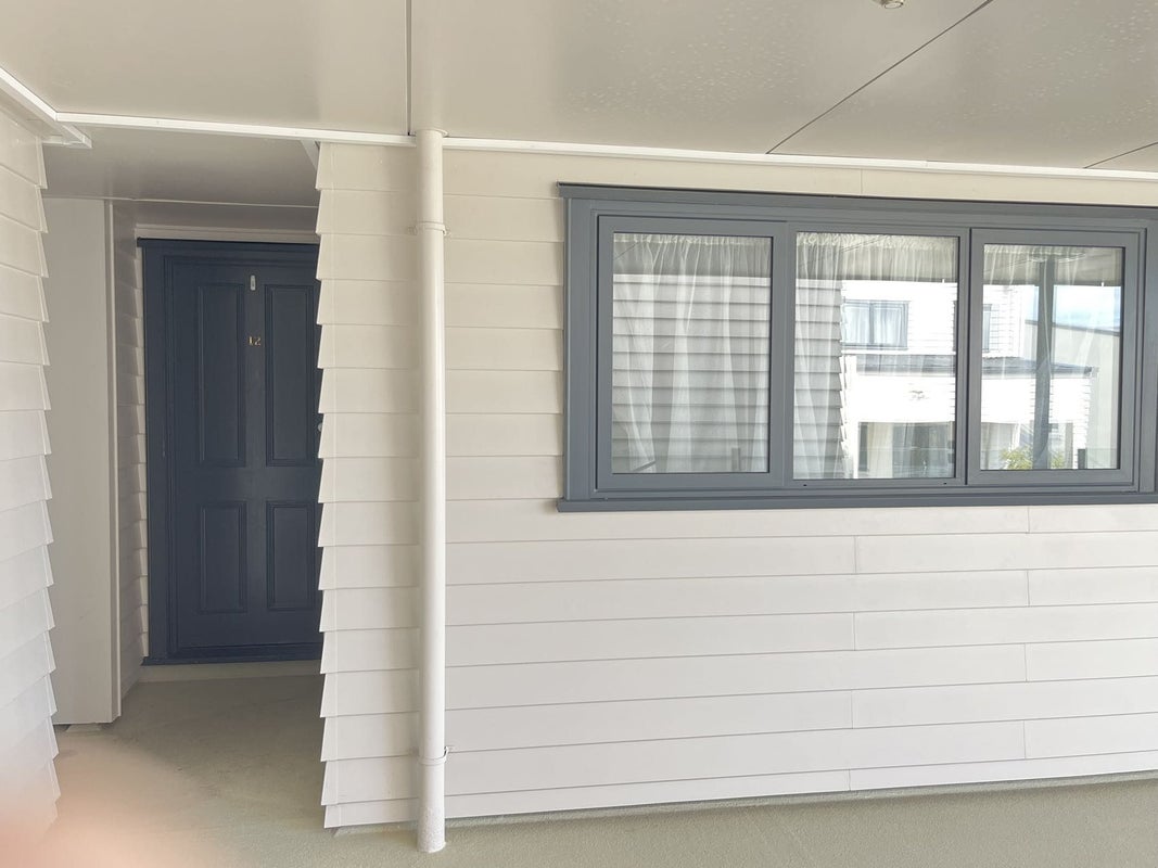 12/5 Cook Street, Howick, Auckland - Carousel 2