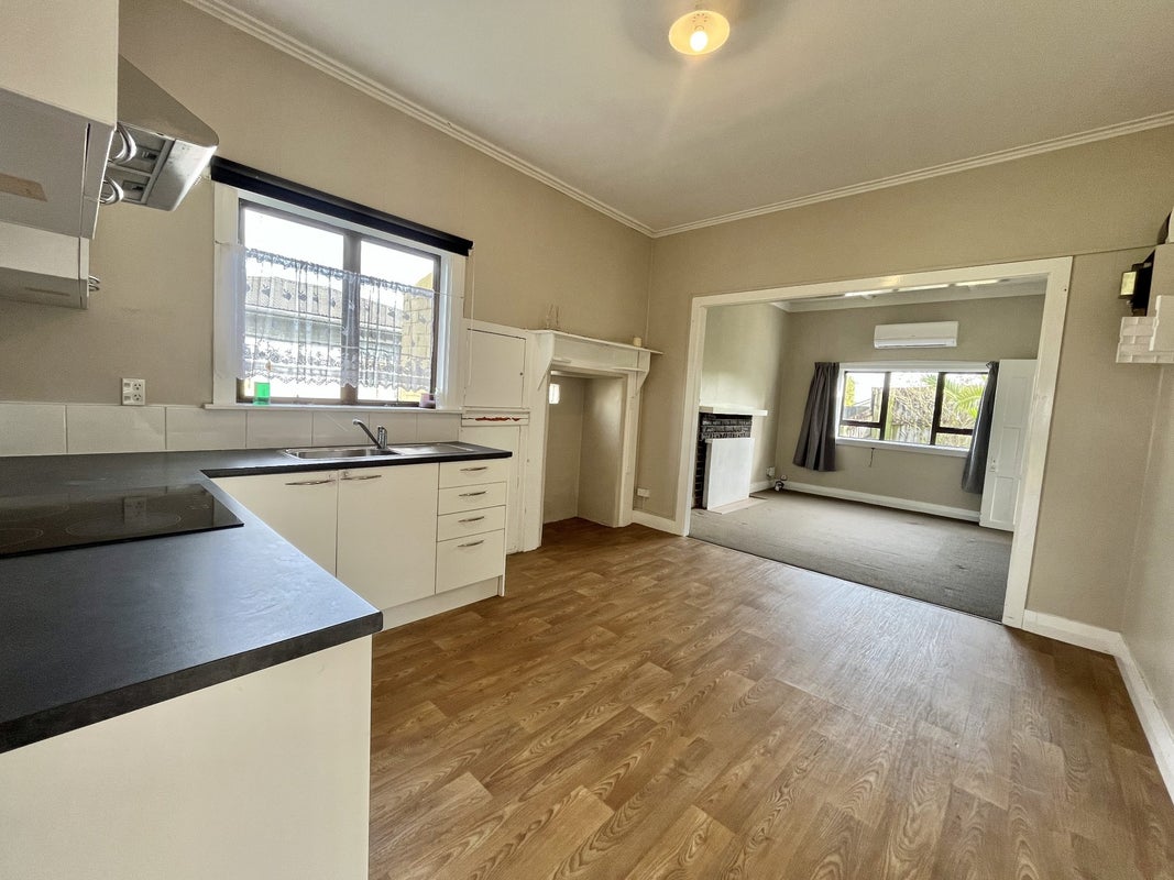 93 Princes Street, Otahuhu, Auckland - Carousel 2