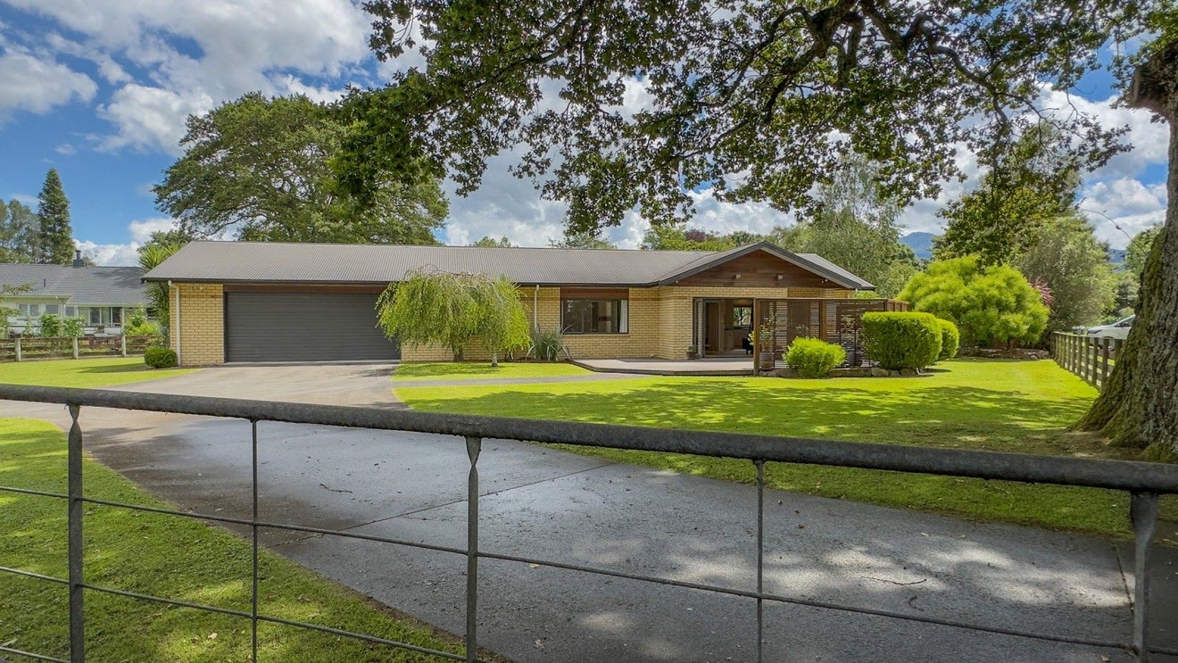 392 Bellot Street, Pirongia, Pirongia - Carousel 26
