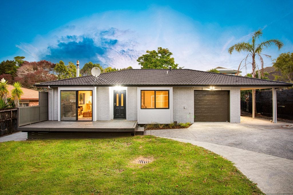 168 Pooks Road, Swanson, Auckland - Carousel 1