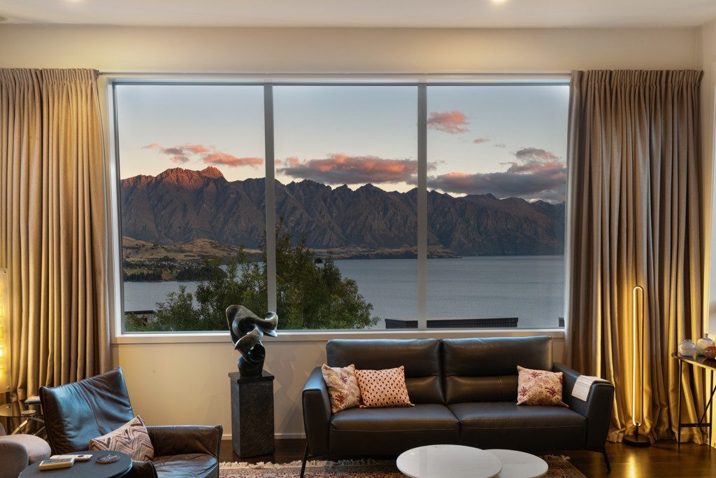9 Matakauri Place, Fernhill, Queenstown - Carousel 23