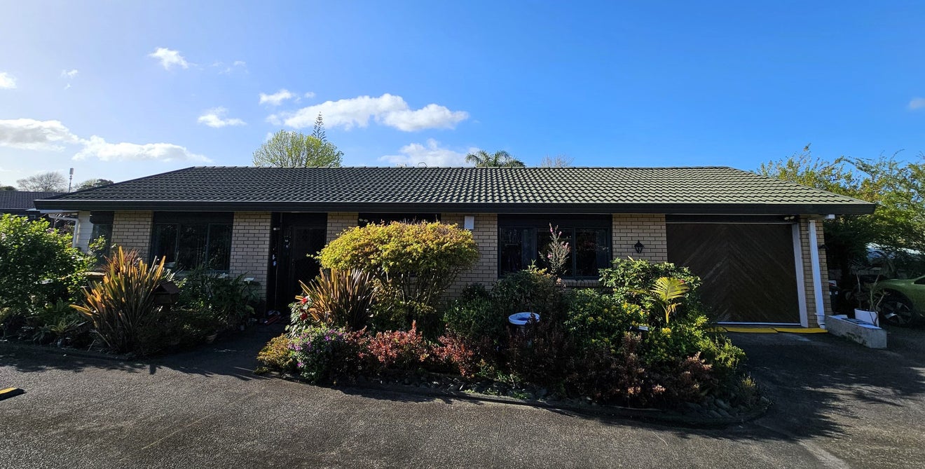 58 Bodi Place, Te Atatu South, Auckland - Carousel 1