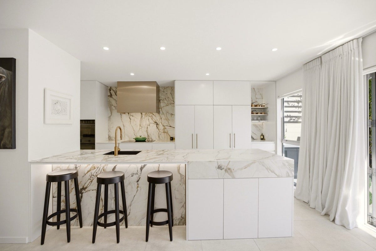 45 Gracefield Avenue, Christchurch Central, Christchurch - Carousel 2