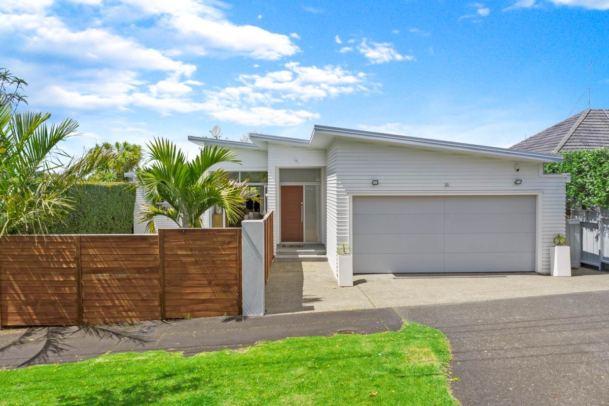 49 Kildare Avenue, Glendowie, Auckland - Carousel 1