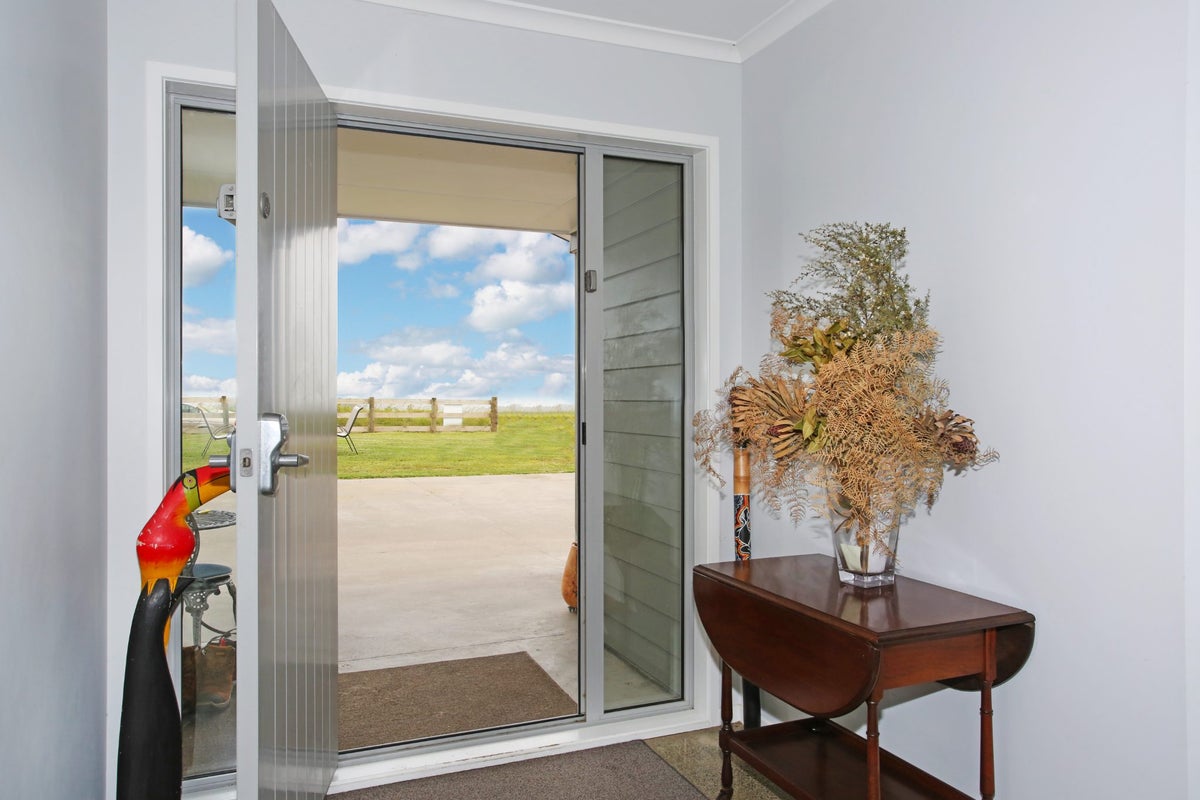 48 Hatton Road, Waiuku - Carousel 2