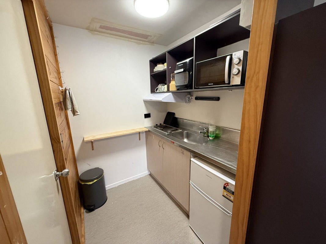 213/12 Martin Square, Te Aro, Wellington - Carousel 7