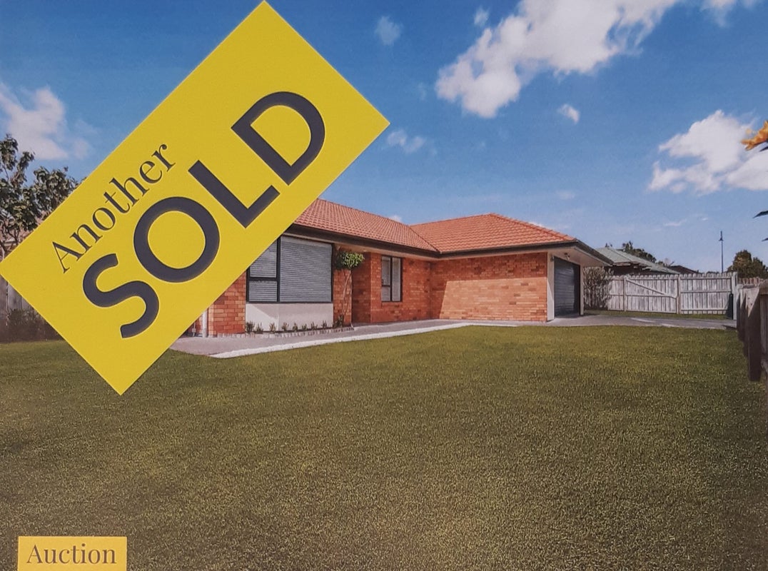 15 Frank Bunce Grove, Flat Bush, Auckland - Carousel 1