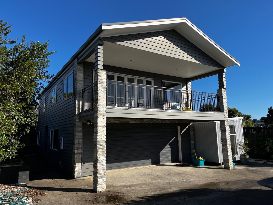 10A Bay Street, Red Beach, Whangaparāoa - Carousel 1