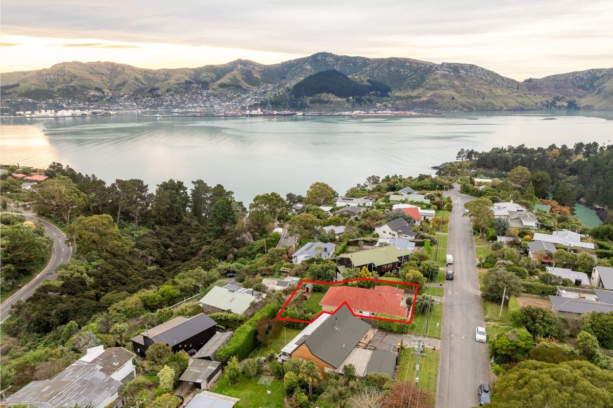 27 Whero Avenue, Diamond Harbour, Lyttelton - Carousel 2