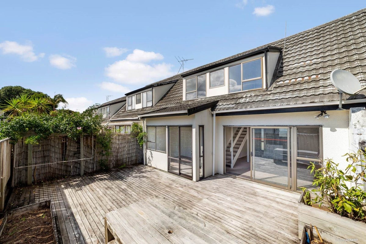 3/5 Koromiko Street, New Lynn, Auckland - Carousel 1