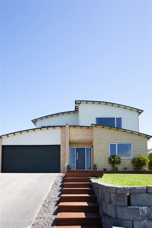 28 Koromiko Crescent, Diamond Harbour, Lyttelton - Carousel 2