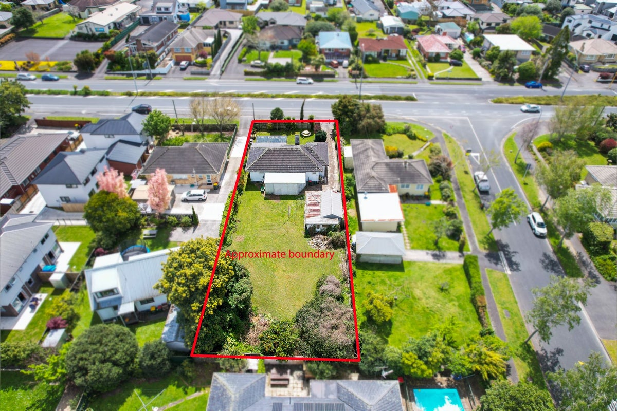 20 Morrinsville Road, Hillcrest, Hamilton - Carousel 1
