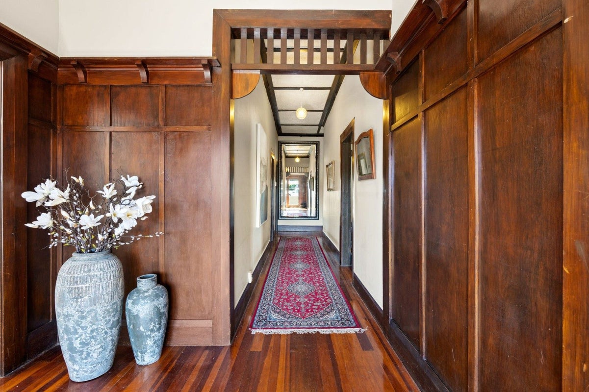 655 Grey Street, Hamilton East, Hamilton - Carousel 2