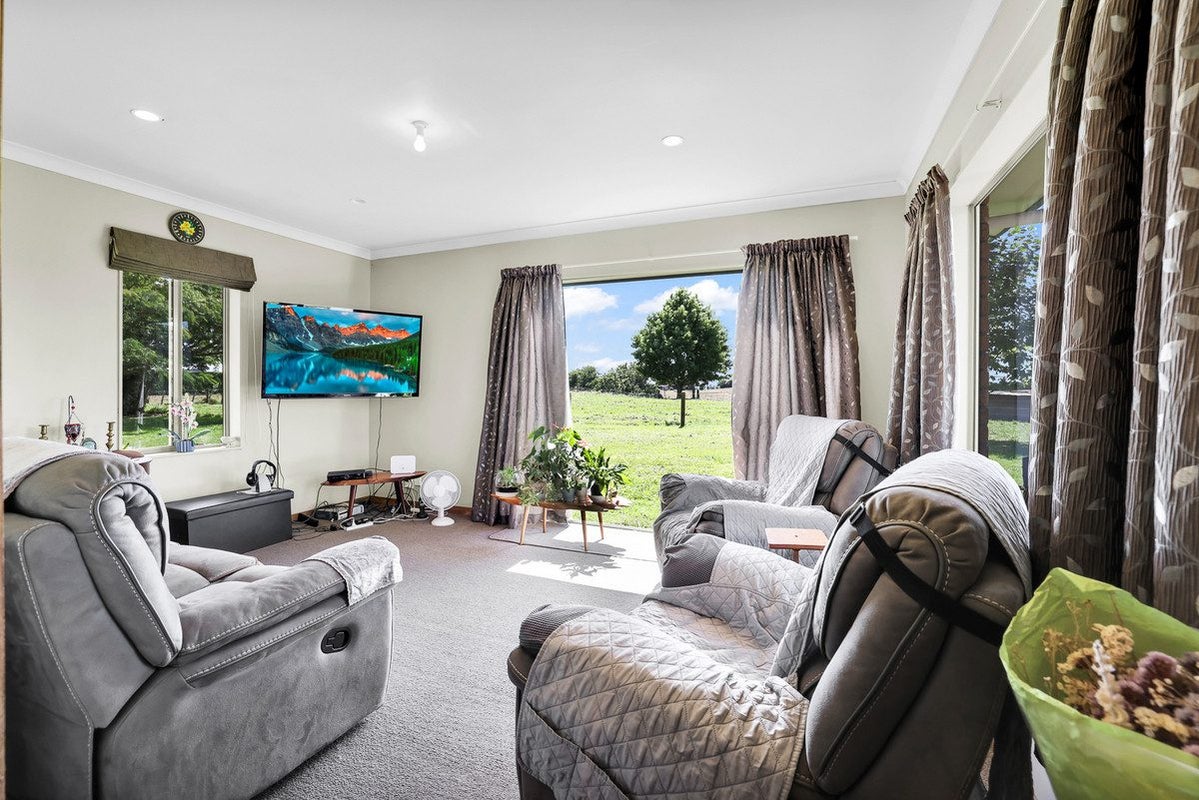 54 Te Kawa Road, Otorohanga, Te Awamutu - Carousel 2