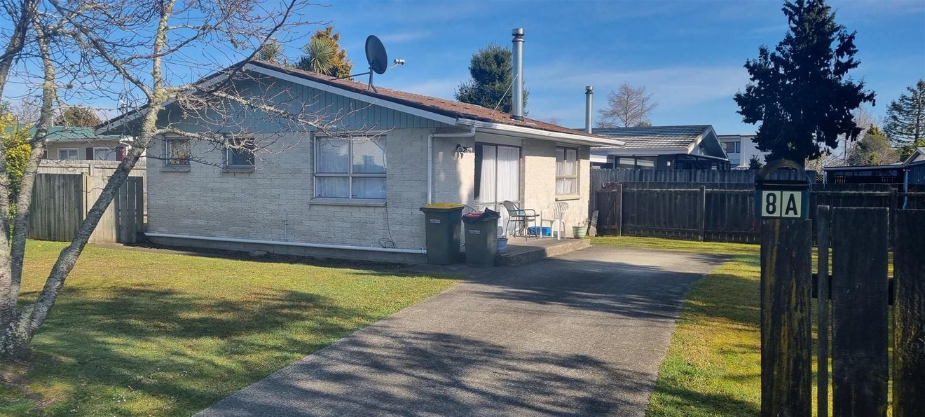 8A Wyndham Road, Hannahs Bay, Rotorua - Carousel 1