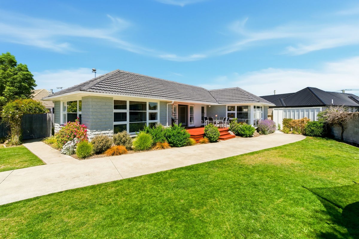 75 Moffett Street, Islington, Christchurch - Carousel 1