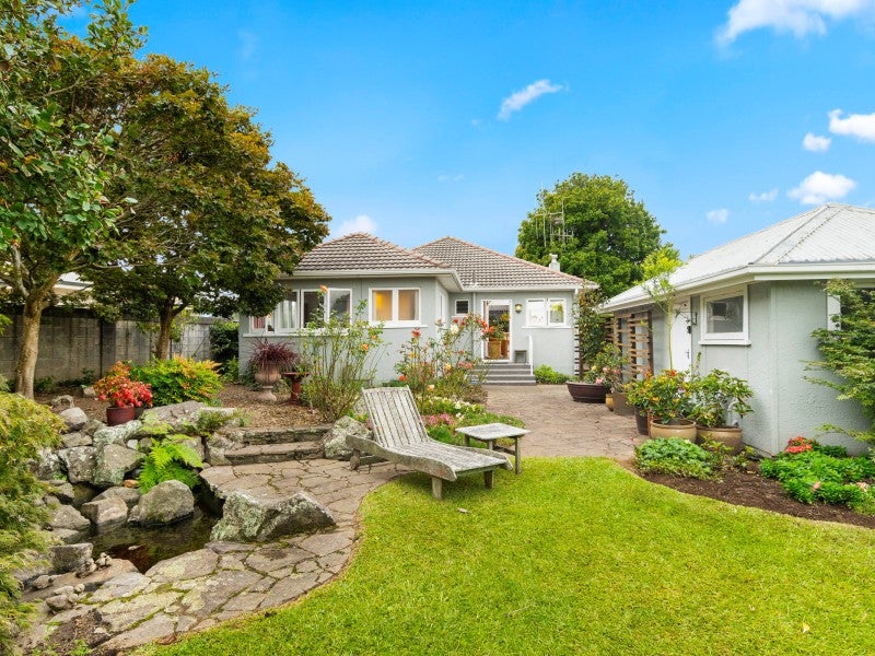 12 Emmett Street, Greerton, Tauranga - Carousel 1