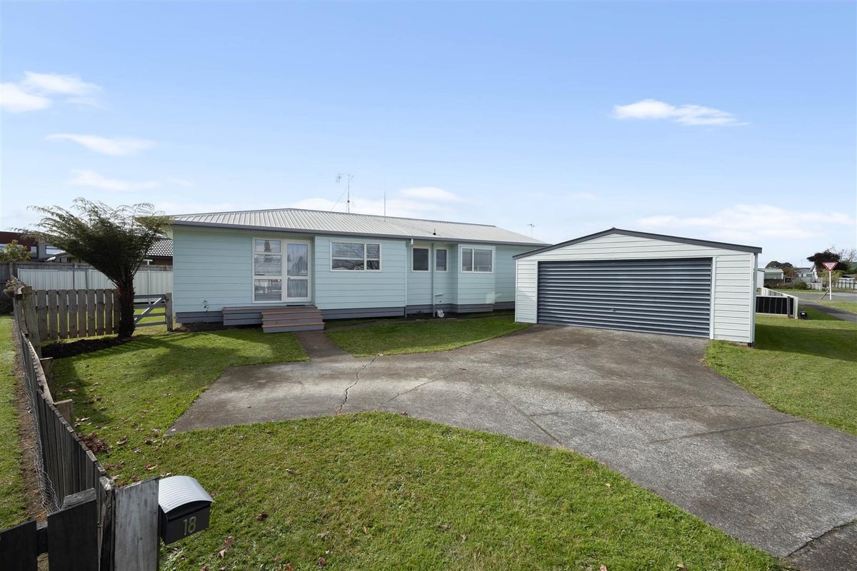 18 Melanie Court, Dinsdale, Hamilton - Carousel 2